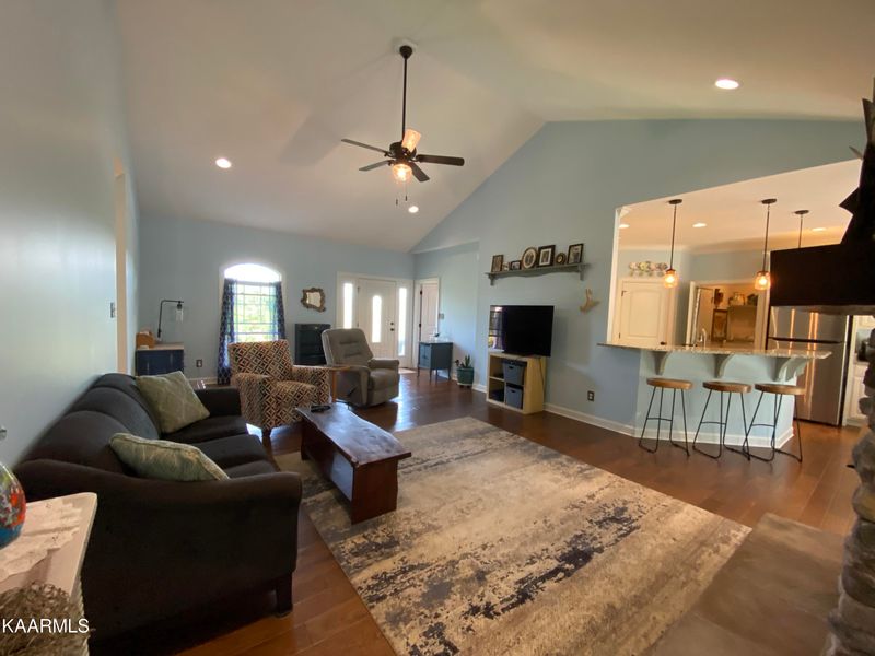 150 Mossie Ln, Maynardville, TN 37807