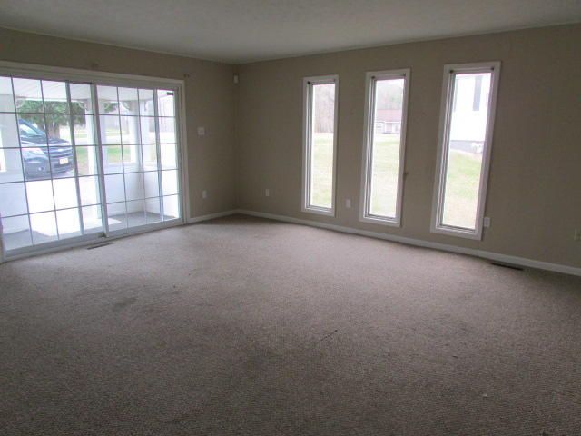 150 Perry Dr, Harriman, TN 37748