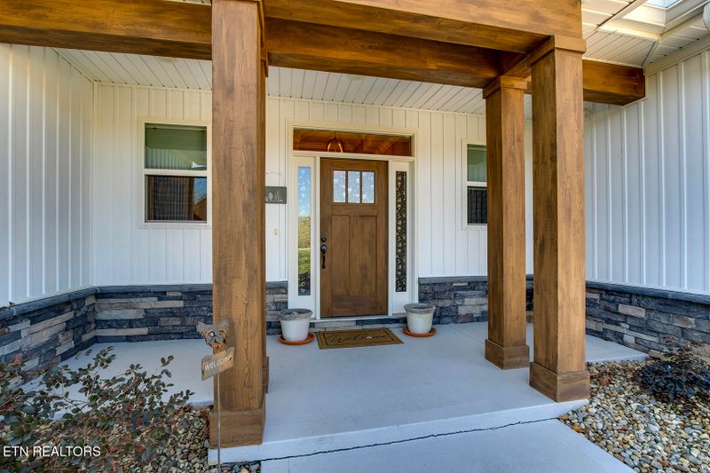 150 Pocola Way, Loudon, TN 37774