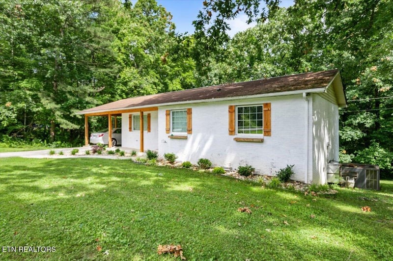 150 Scott Dr, Huntsville, TN 37756