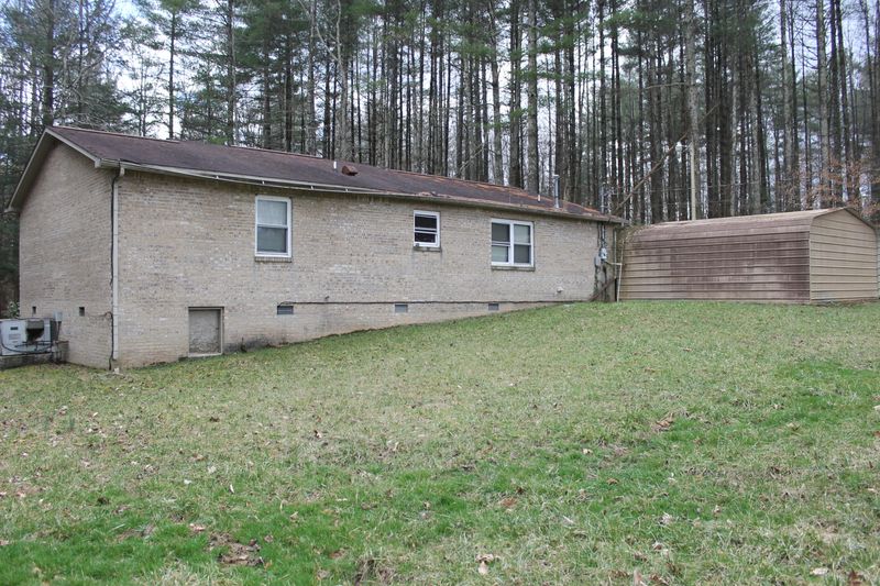 150 Upper Phillips Road Rd, Oneida, TN 37841