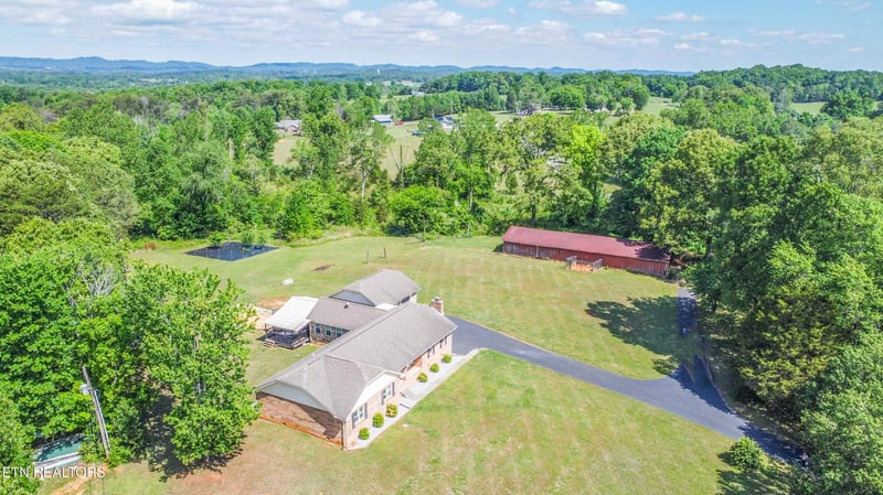 150 Watson Tc, Madisonville, TN 37354