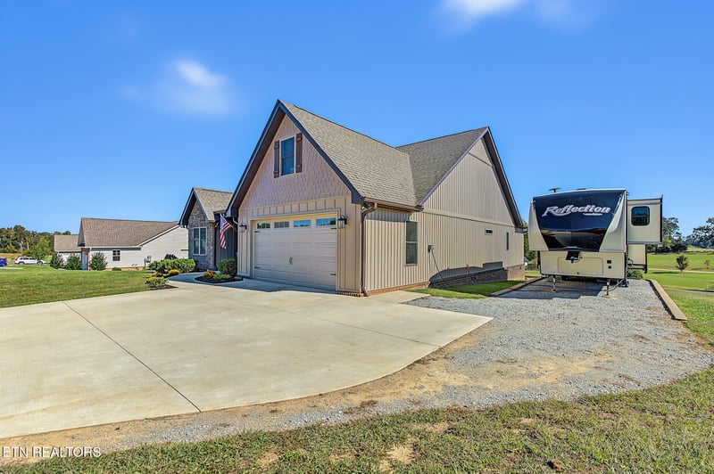 150 Wilshaw Ct, Madisonville, TN 37354