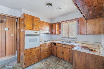 1500 Exeter Ave, Knoxville, TN 37921