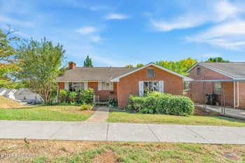 1500 Exeter Ave, Knoxville, TN 37921