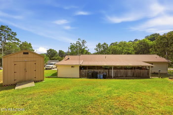 1500 Rambling Dr, Knoxville, TN 37912