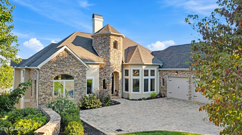 1500 Rarity Bay Pkwy, Vonore, TN 37885
