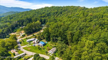 1501 Cherry Bottom Rd, Caryville, TN 37714