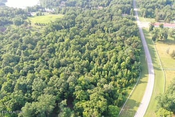 1501 New Hope Rd, Rockwood, TN 37854