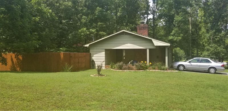 1502 Pennsylvania Ave, Etowah, TN 37331