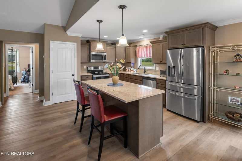 1502 Sally View Dr, Friendsville, TN 37737