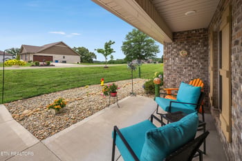 1502 Sally View Dr, Friendsville, TN 37737