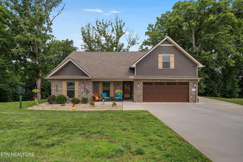 1502 Sally View Dr, Friendsville, TN 37737