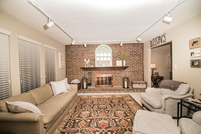 1503 Ceylon Rd, Knoxville, TN 37909