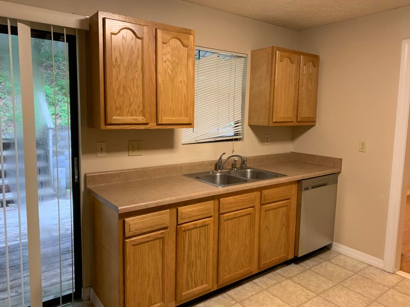 1503 Chert Pit Rd, Knoxville, TN 37923