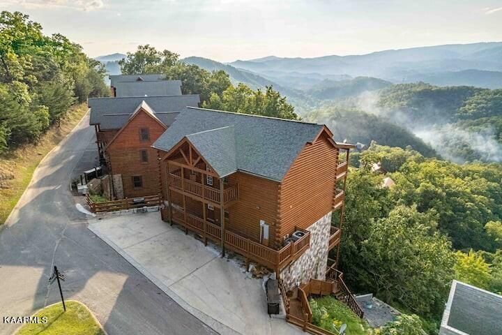 1503 Firefly Trail Way, Sevierville, TN 37862
