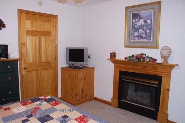 1503 Squirrel Nest Way, Sevierville, TN 37862