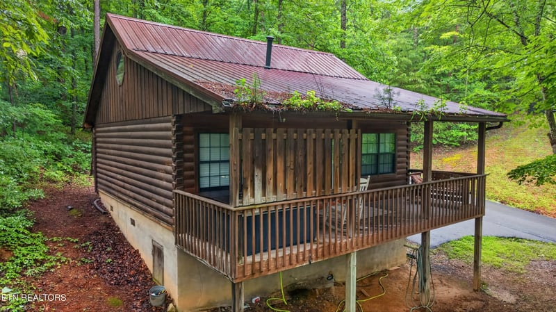 1503 Squirrel Nest Way, Sevierville, TN 37876