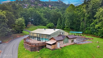 1503 Squirrel Nest Way, Sevierville, TN 37876