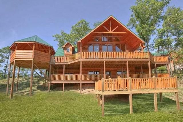 1503 Turkey Valley Ln, Sevierville, TN 37862