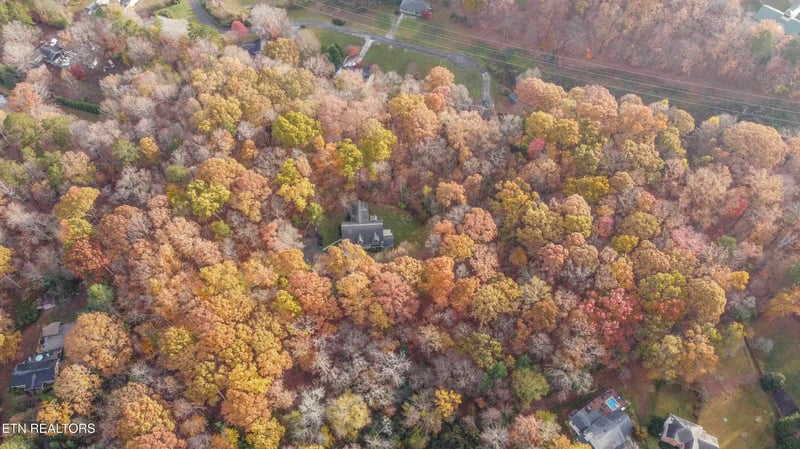 1504 NW Socony Ln, Knoxville, TN 37909