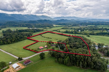 1505 Mckenry Rd, Walland, TN 37886