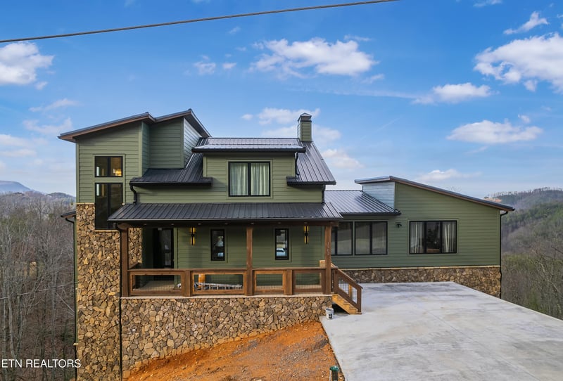 1505 Misty Ct, Sevierville, TN 37862