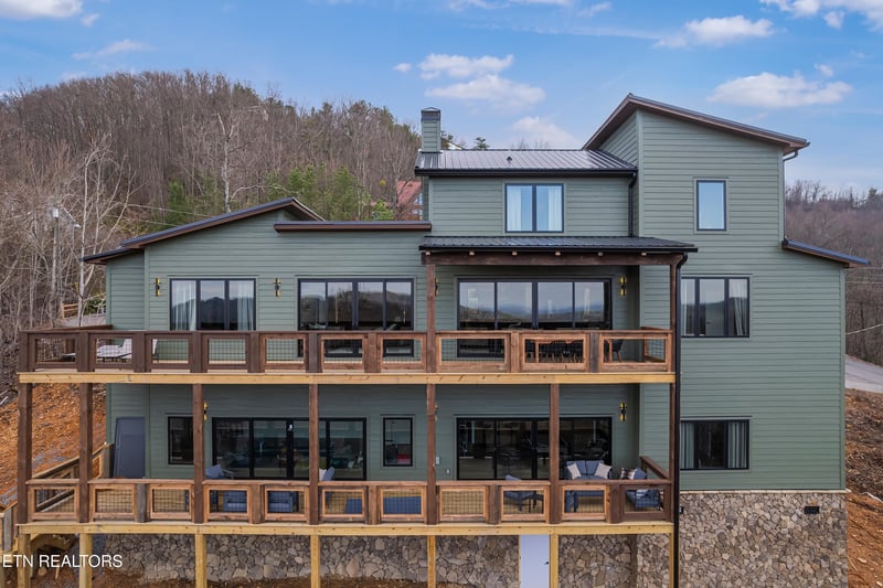 1505 Misty Ct, Sevierville, TN 37862