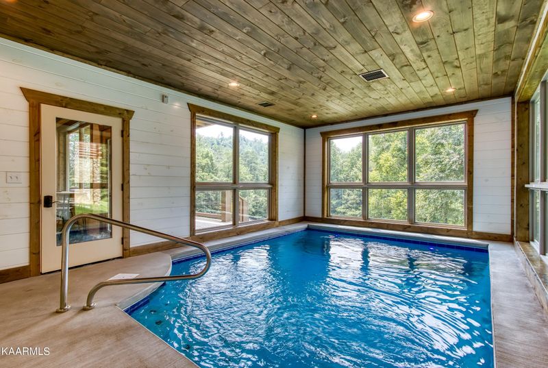 1505 Nicoha Blvd, Sevierville, TN 37876