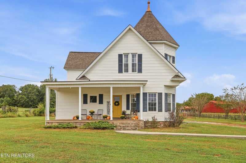 1505 Niles Ferry Rd, Madisonville, TN 37354