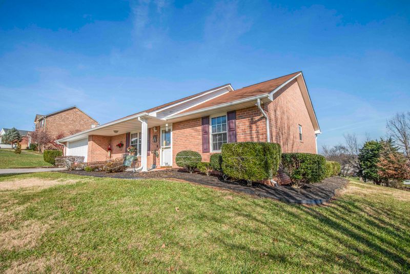 1506 Jennifer Ln, Greenback, TN 37742