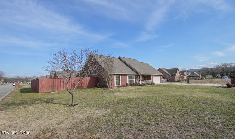 1506 Maxwell Ln, Maryville, TN 37803