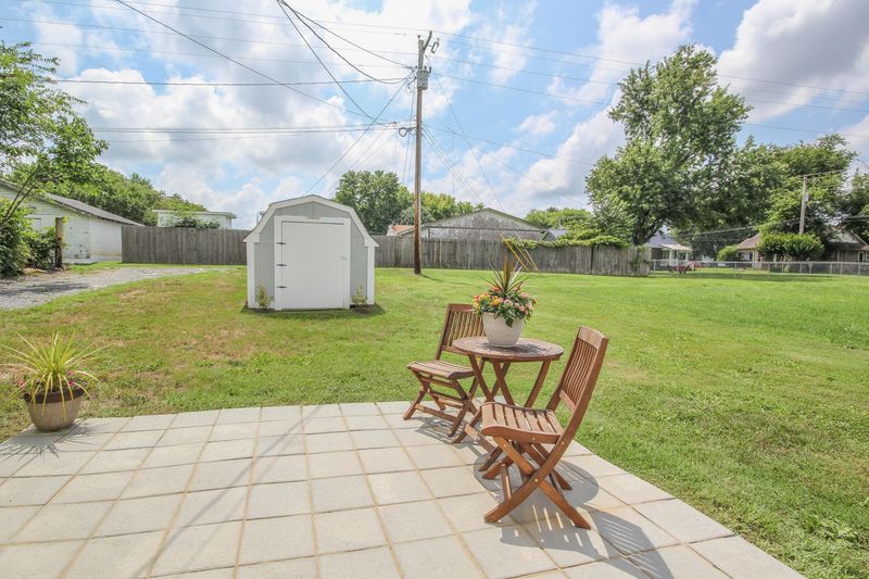 1506 Monroe Ave, Maryville, TN 37804