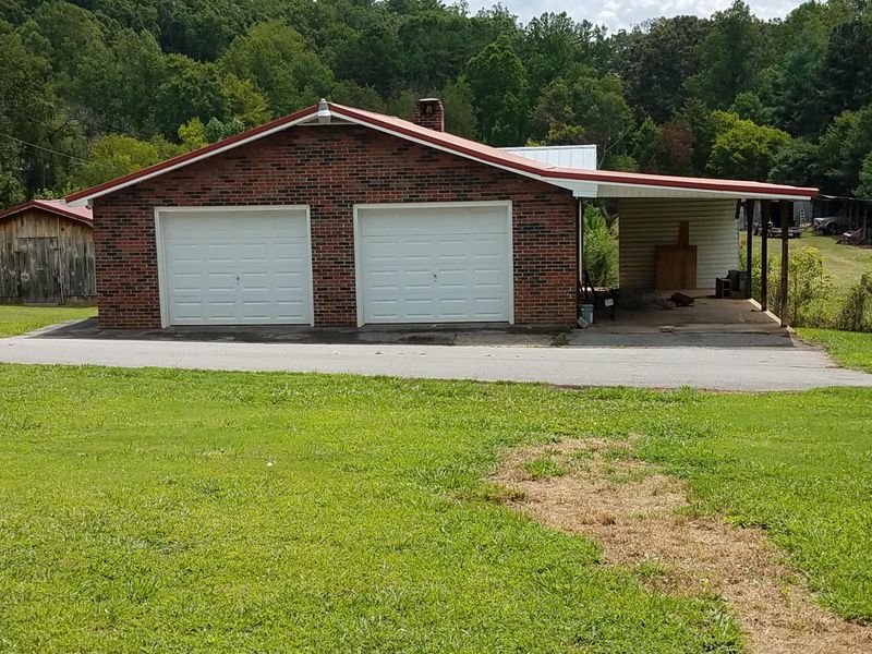 1506 Shadowood Dr, Maryville, TN 37803
