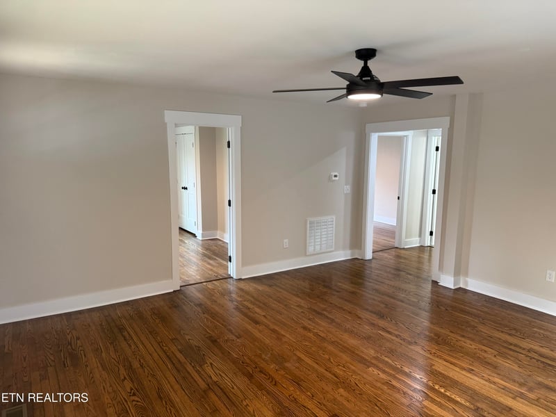 1507 Mccroskey Ave, Knoxville, TN 37917
