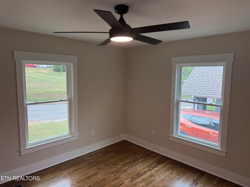 1507 Mccroskey Ave, Knoxville, TN 37917