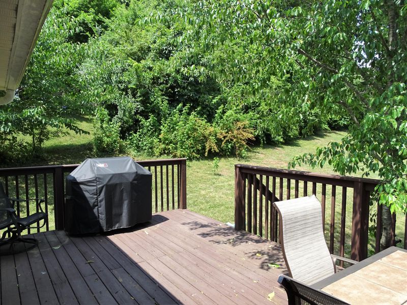 1508 Bexhill Dr, Knoxville, TN 37922
