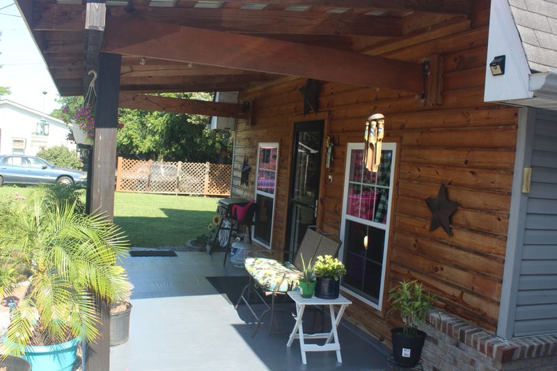 1508 Chestnut St, Sweetwater, TN 37874