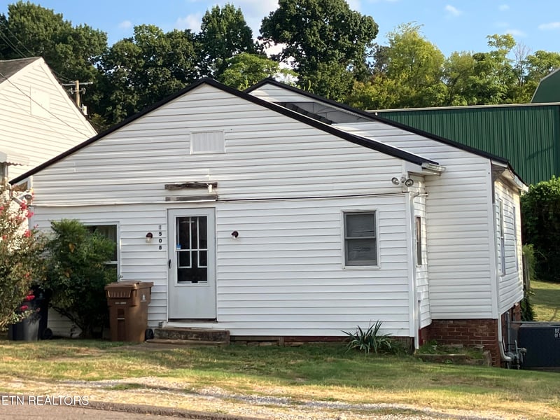 1508 Mitchell St, Knoxville, TN 37917