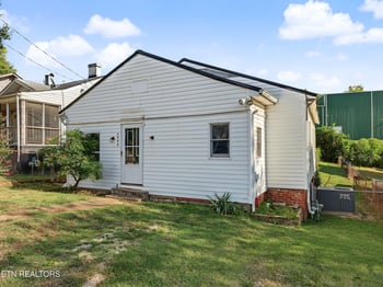 1508 Mitchell St, Knoxville, TN 37917