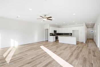 1508 Sunrise Crest Ln, Powell, TN 37849
