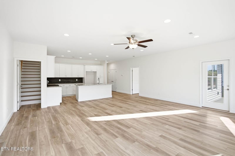 1508 Sunrise Crest Ln, Powell, TN 37849