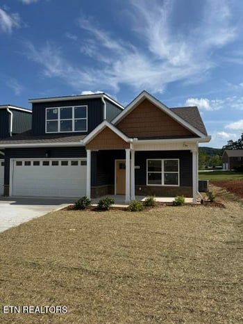 1508 Sunrise Crest Ln, Powell, TN 37849
