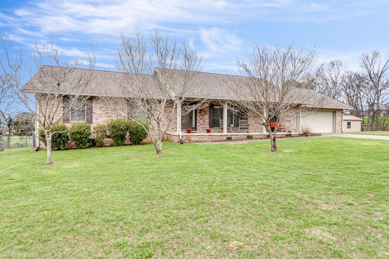 1509 Karen Ct, Seymour, TN 37865