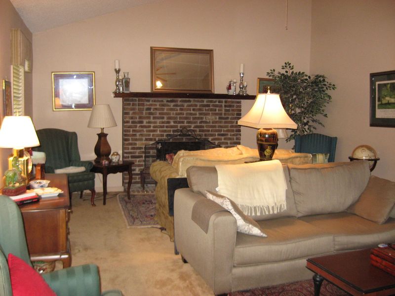 1509 Woodbury Ct, Maryville, TN 37803