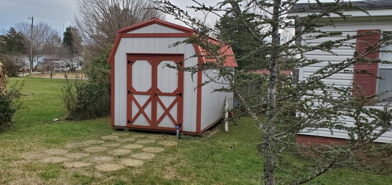 151 4th St, Corryton, TN 37721