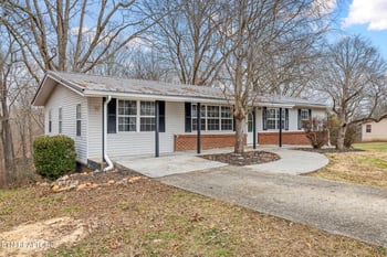 151 Co Rd 177, Athens, TN 37303