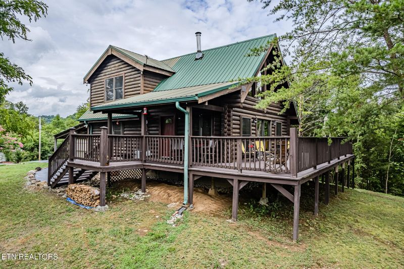 151 County Road 536, Etowah, TN 37331