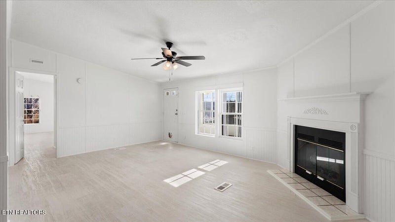 151 Disco Loop Rd, Friendsville, TN 37737