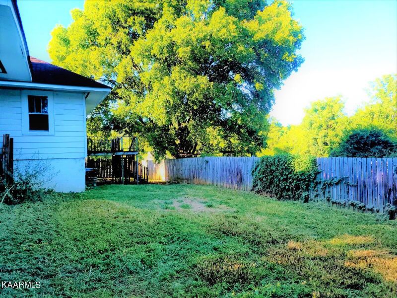 151 Fox Rd, Knoxville, TN 37922
